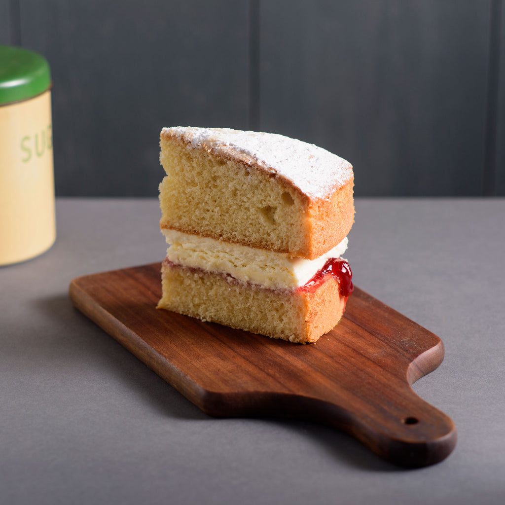 Victoria Sponge with Raspberry Jam and Vanilla Buttercream